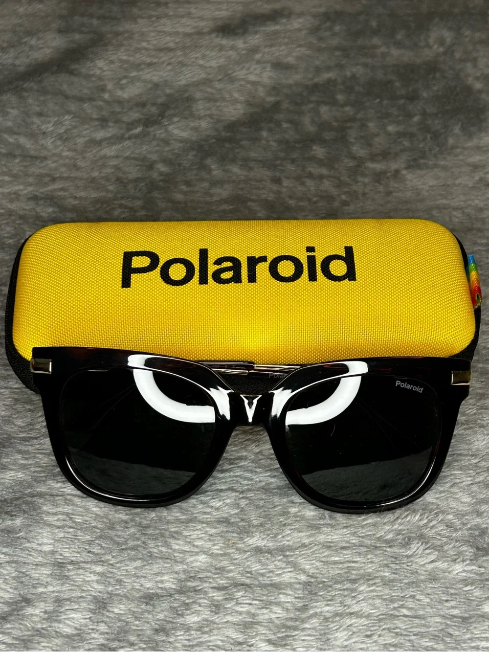 POLAROID PLD6180S Sunglasses Size 58mm with Yellow Case